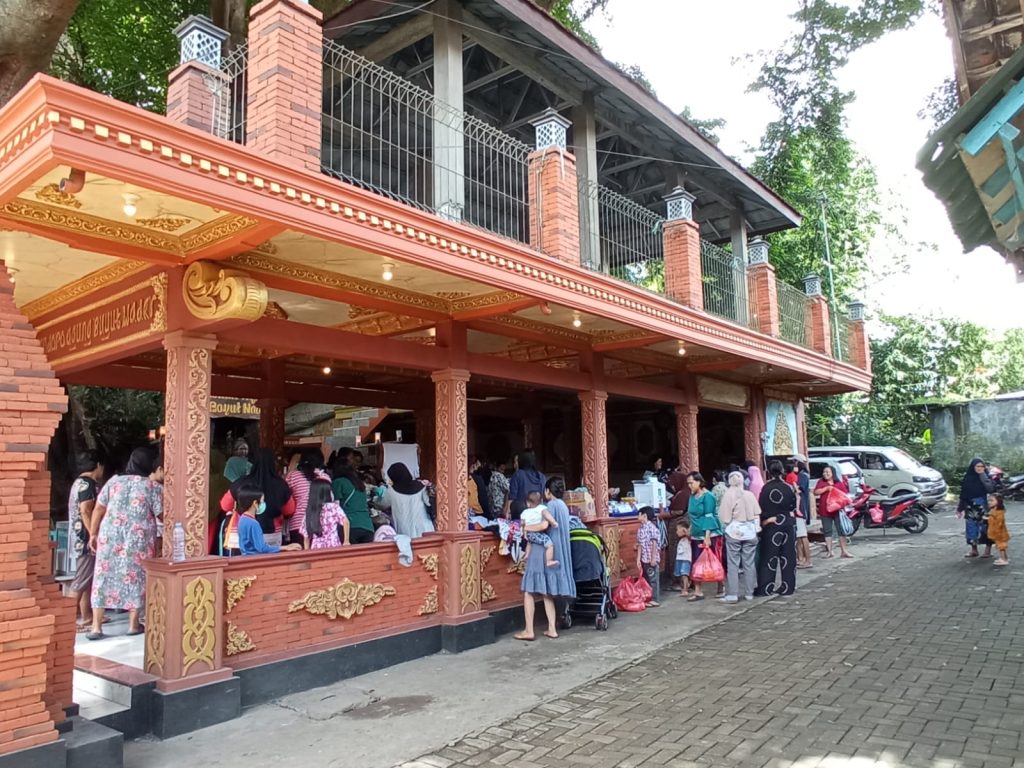 PAROKI KATEDRAL IJEN BERBAGI SEMBAKO